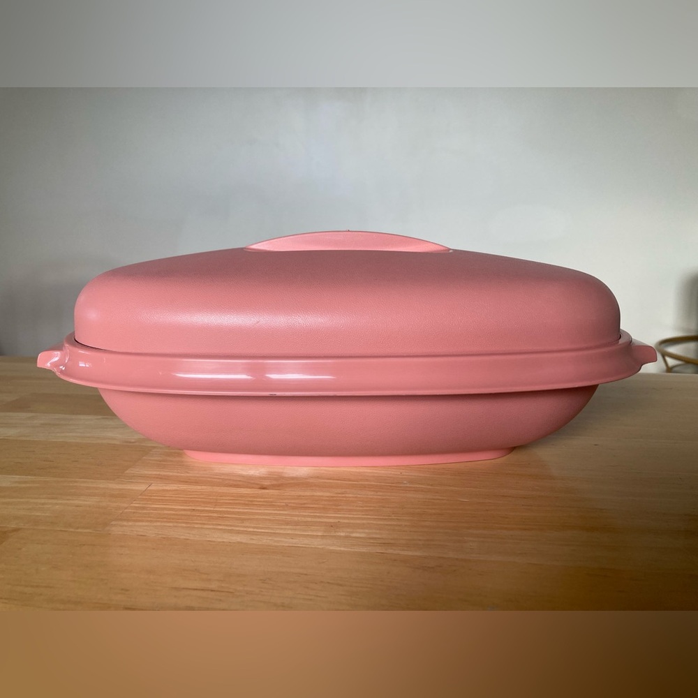 Vintage mauve pink Tupperware steamer